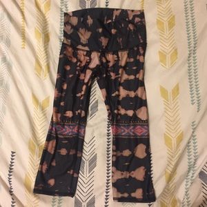 Teeki Capri Leggings